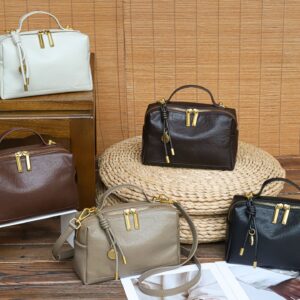 High-end top-grain vegetable tanned cowhide small square bag
