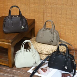 Customized cross-border genuine leather handbag, 2026 new style bowling bag, fashionable top layer cowhide pillow shoulder/crossbody bag